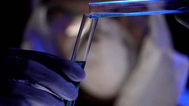 synthetic heroin being made