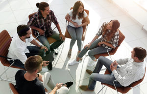 co ed group therapy session at a lean addiction treatment center