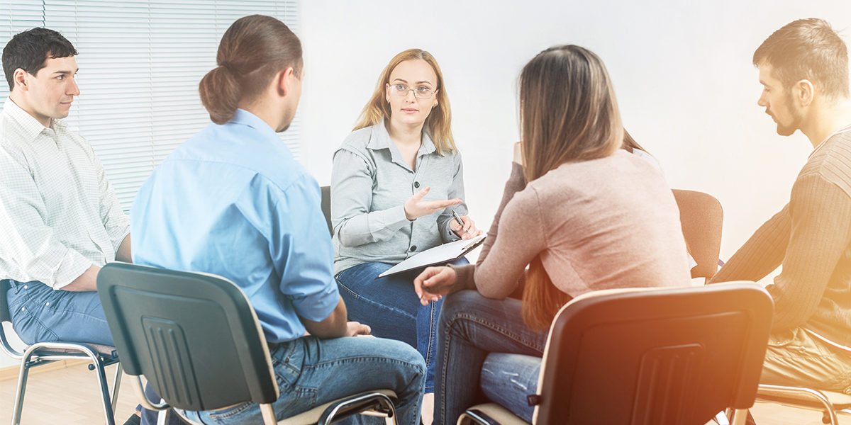 group therapy session during librium alcohol withdrawal