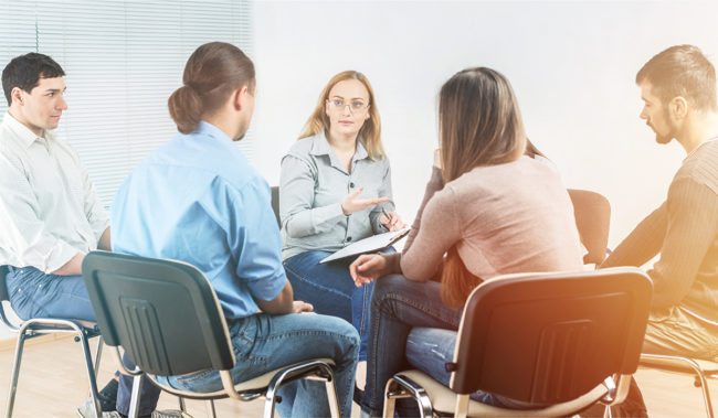 group therapy session during librium alcohol withdrawal