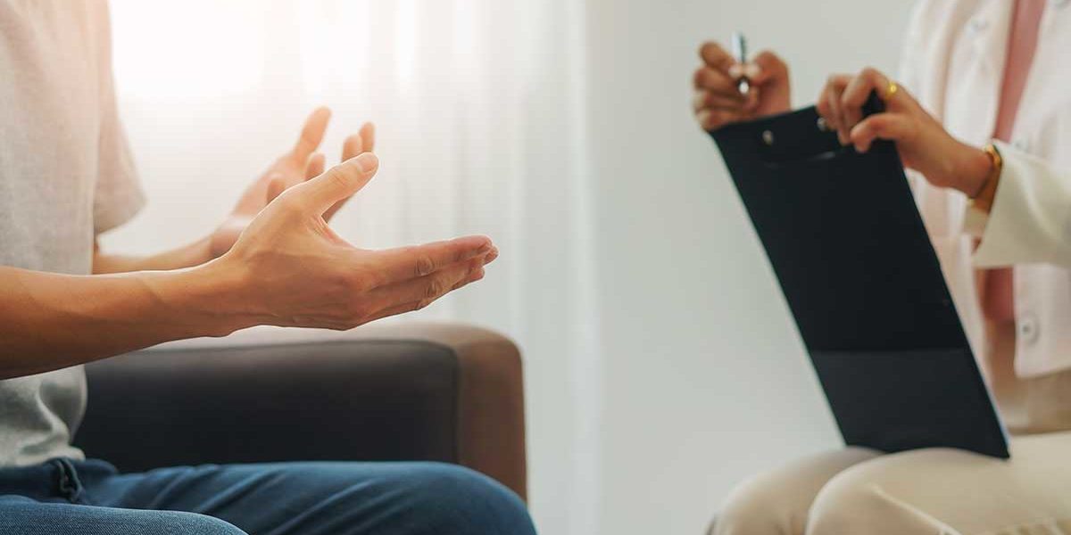 6-What-Mental-Health-Issues-Lead-to-Addiction woman deals with mental health issues and addiction