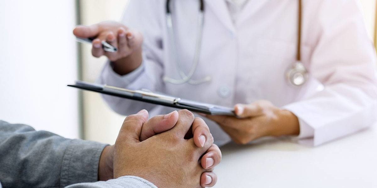 doctor discusses advantages of inpatient detox