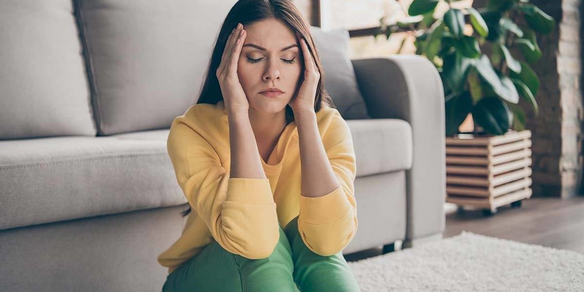 a woman goes through the effects of cocaine detox